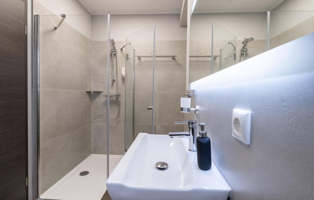 Hotel Zu Freunden Hamm  Esterno foto