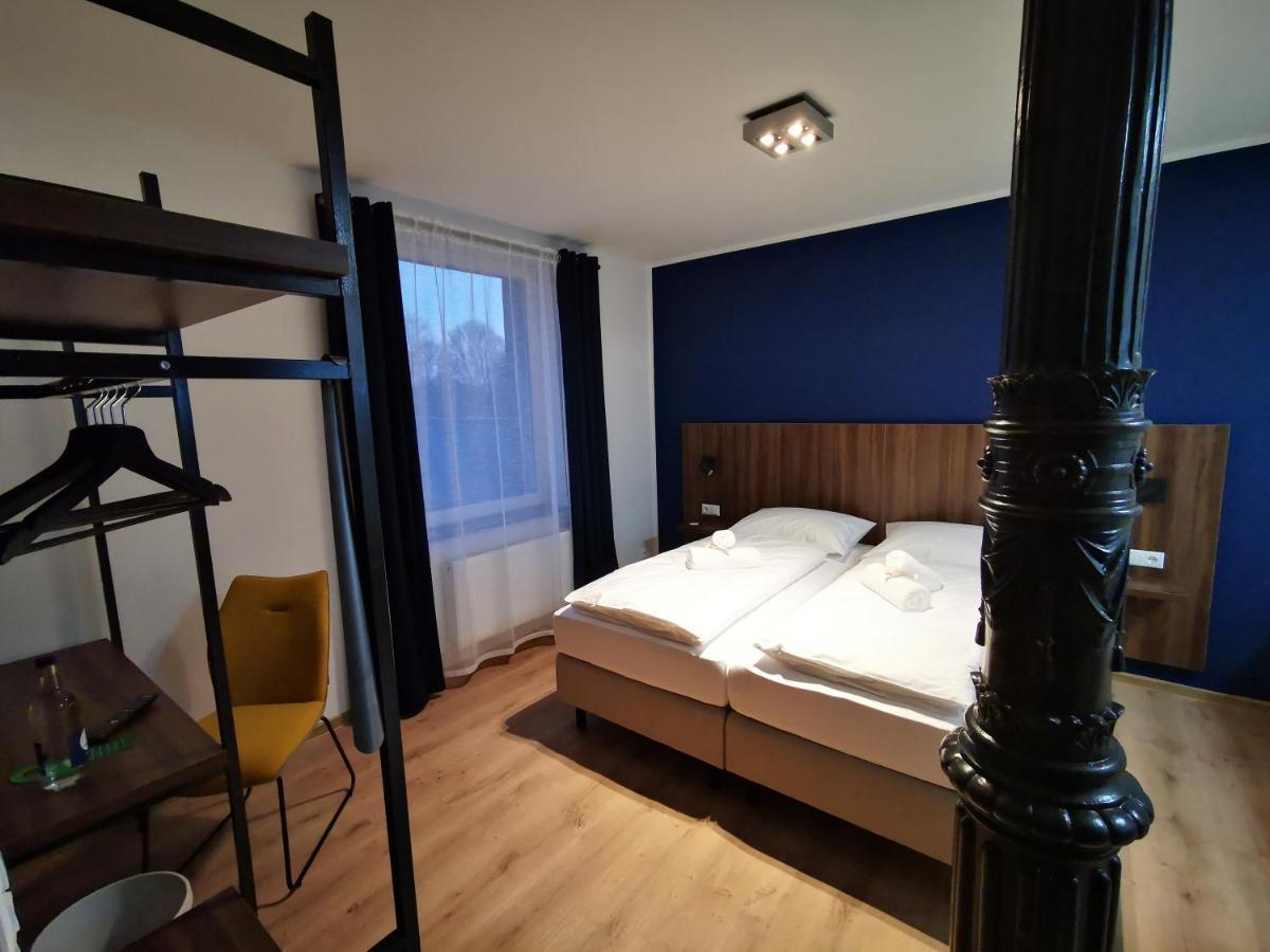 Hotel Zu Freunden Hamm  Esterno foto